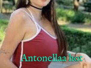 Antonellaa_hot