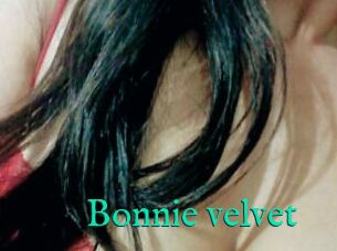 Bonnie_velvet