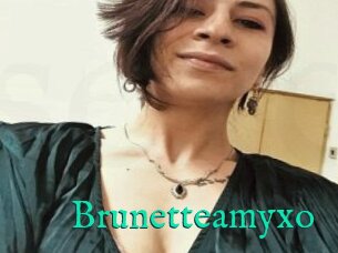 Brunetteamyxo