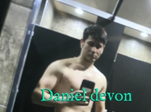 Daniel_devon