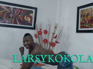 LARSYKOKOLA