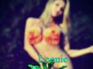 Leonie