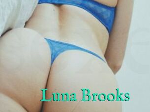 Luna_Brooks