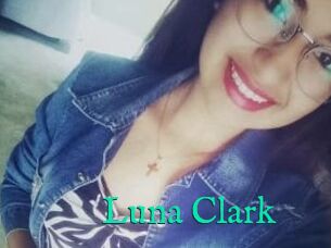 Luna_Clark