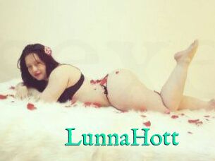 LunnaHott