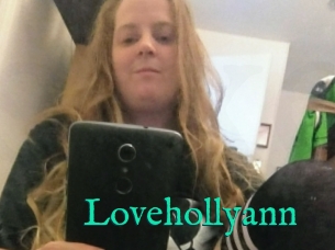 Lovehollyann