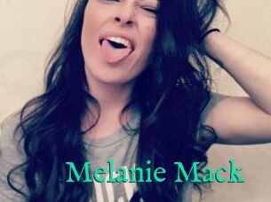 Melanie_Mack