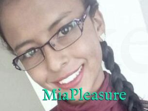 Mia_Pleasure