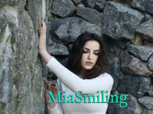 MiaSmiling