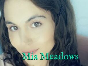 Mia_Meadows