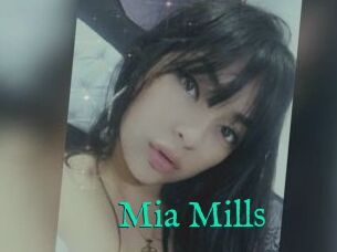 Mia_Mills