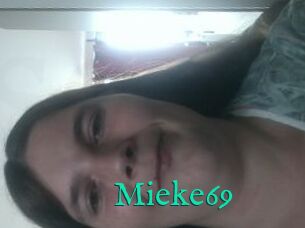 Mieke69