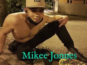 Mikee_Jonnes