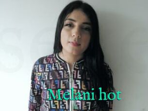 Melani_hot