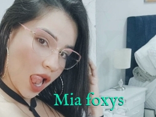 Mia_foxys