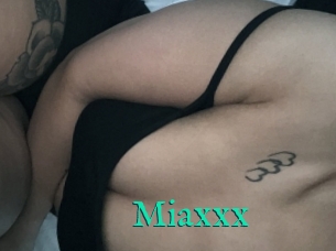 Miaxxx