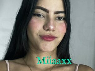 Miiaaxx