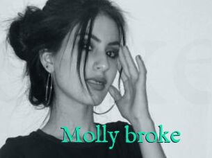 Molly_broke