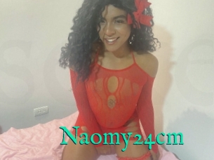 Naomy24cm