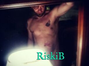 RiskiB