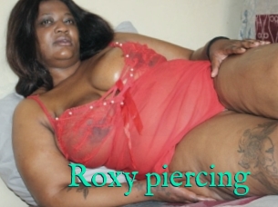 Roxy_piercing