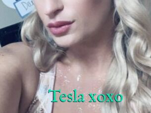 Tesla_xoxo