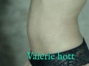 Valerie_hott