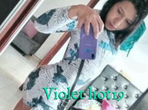 Violet_hot19